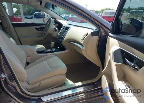 2013 Nissan Altima 2.5 Sv z USA, uszkodzony, nr VIN 1N4AL3AP0DC119959